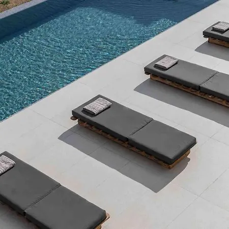 Stephanie With Heated Pool, By Red Windmill * Mykonos Town